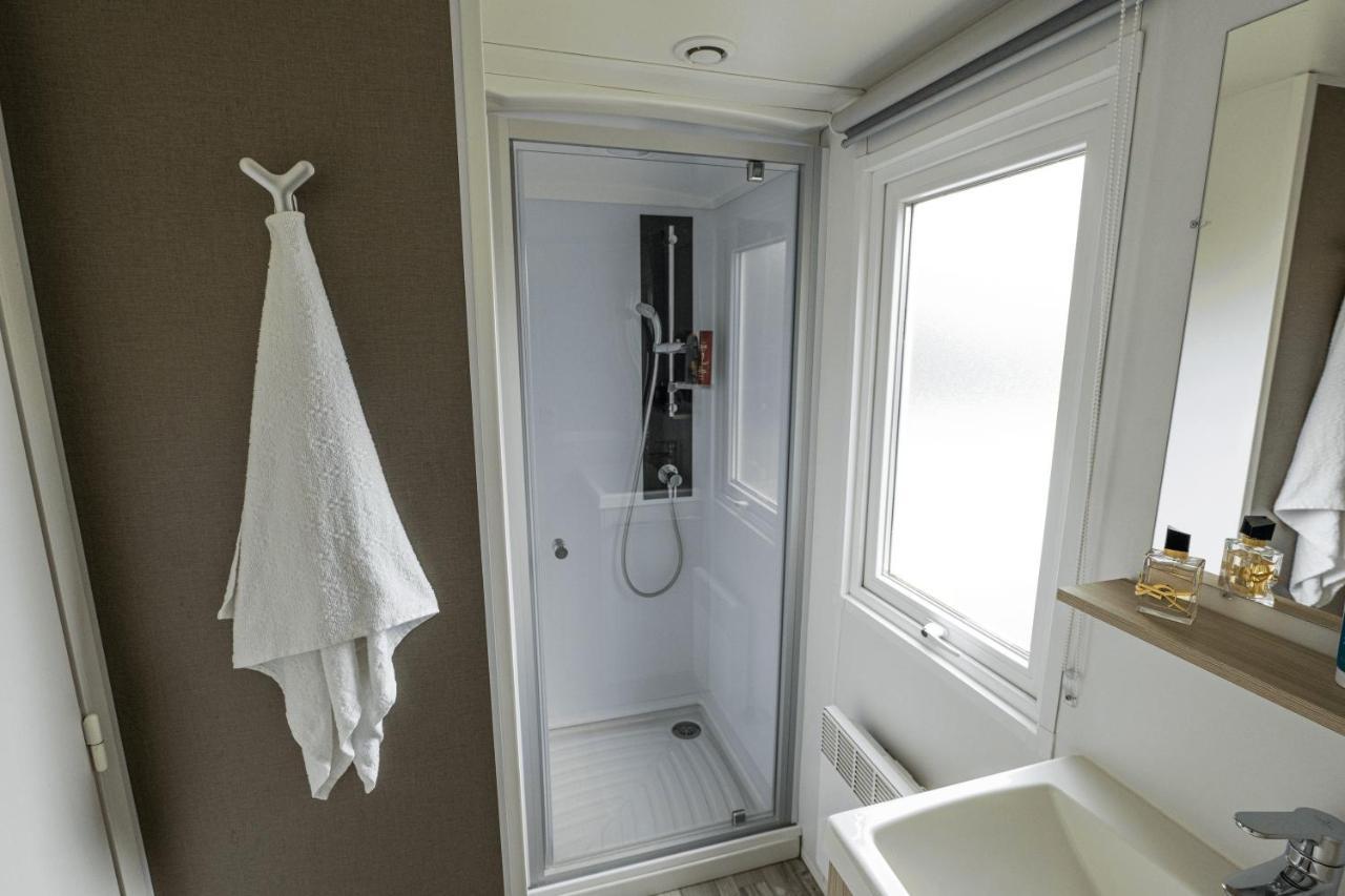 Camping Country Park Touquin - Site Officiel - Next To Disneyland Paris Exterior foto